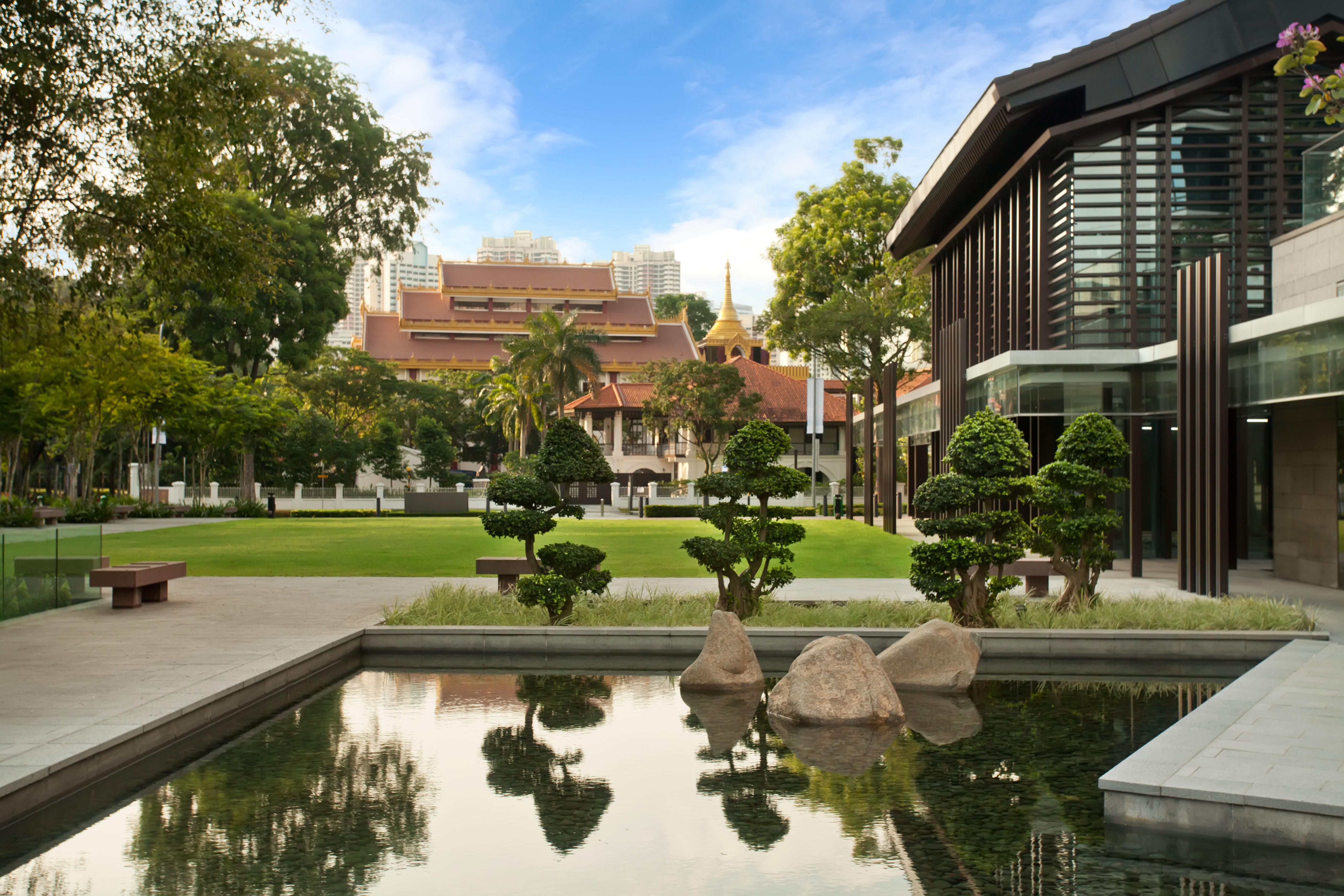 RAEBORN Park Сингапур. Чжуншань. Парк Чжуншань. Fort Canning Lodge Сингапур.